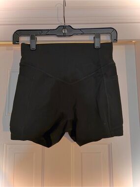 Sexy High-Waist Black Women's Active Compression Shorts/Spandex - Size Small